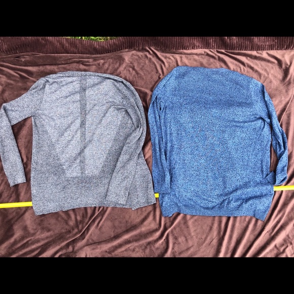 Sweaters - Picture 4 of 4